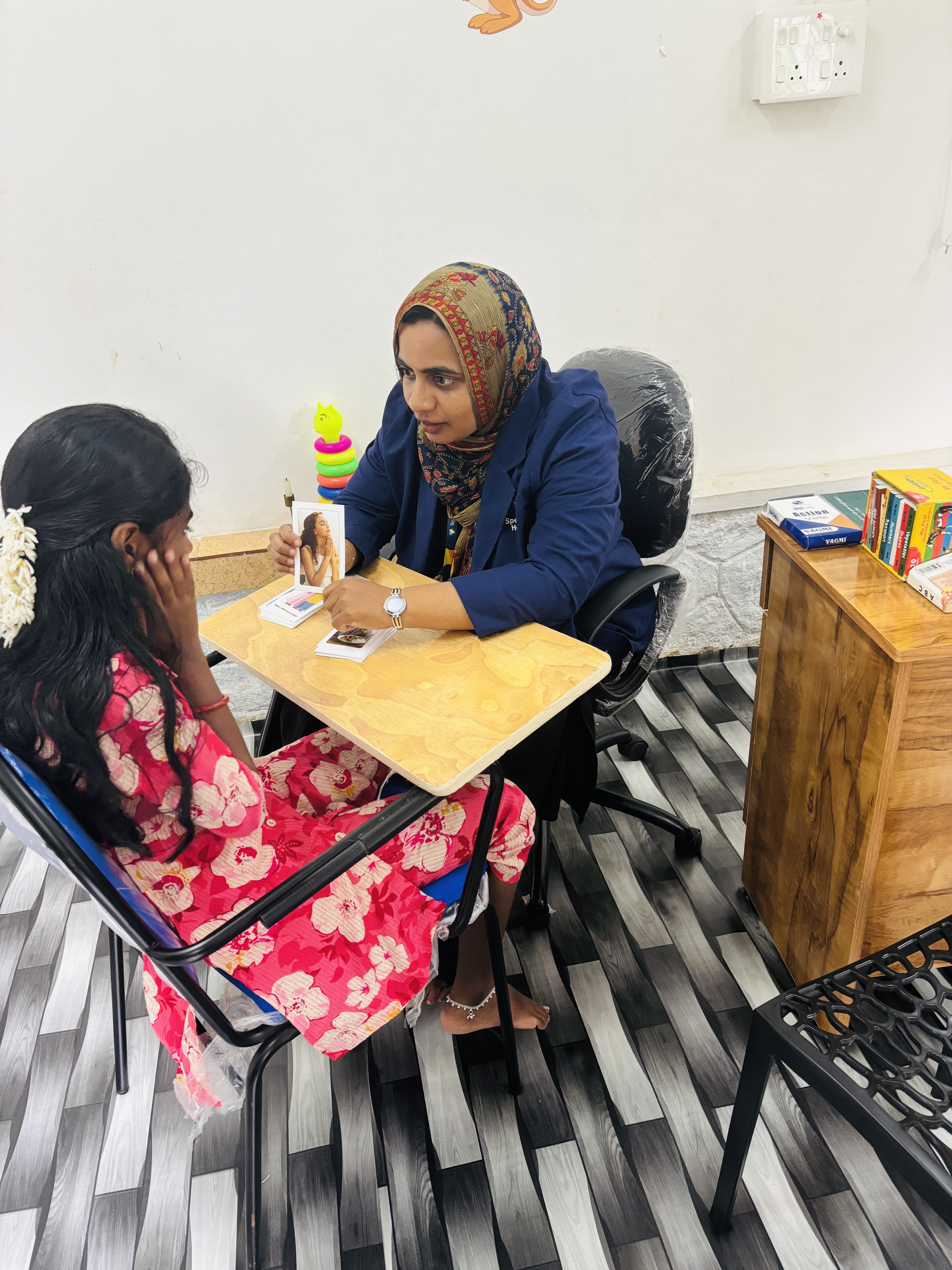 Children and therapists at Spectrum Hearts